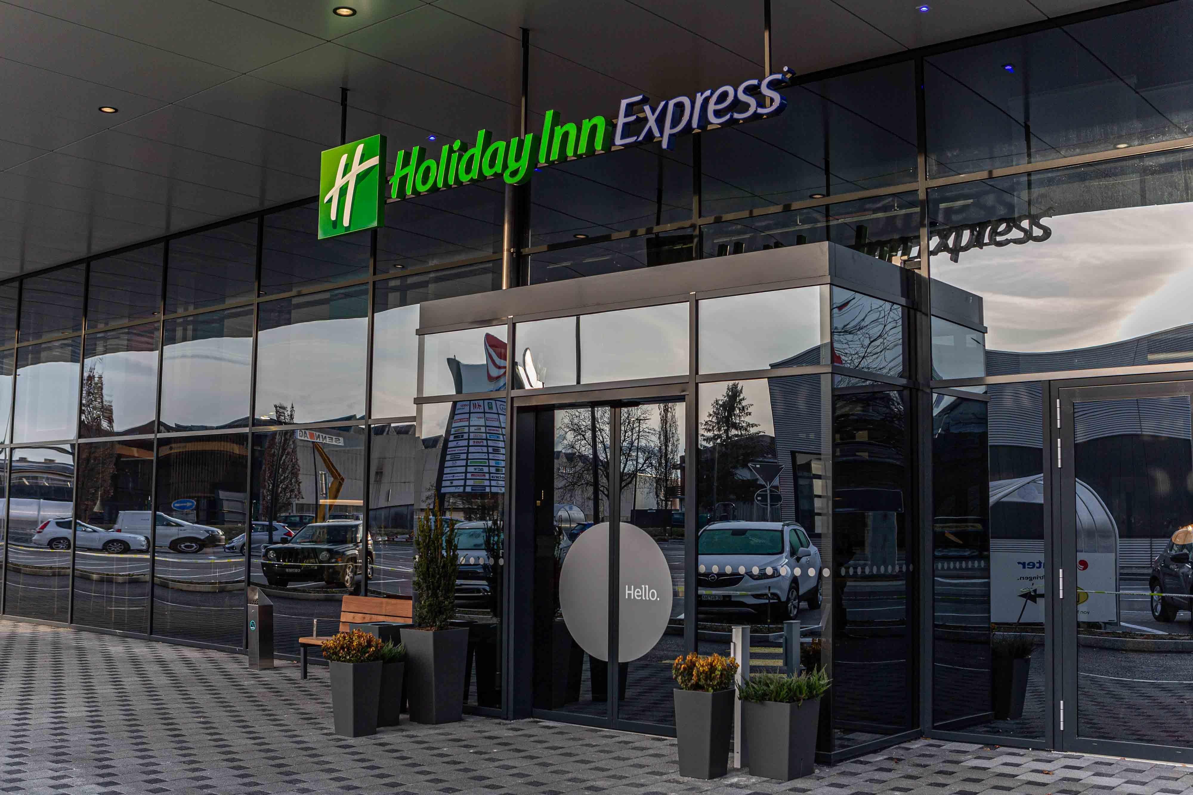 Holiday Inn Express - Aarburg - Oftringen, An Ihg Hotel Bagian luar foto